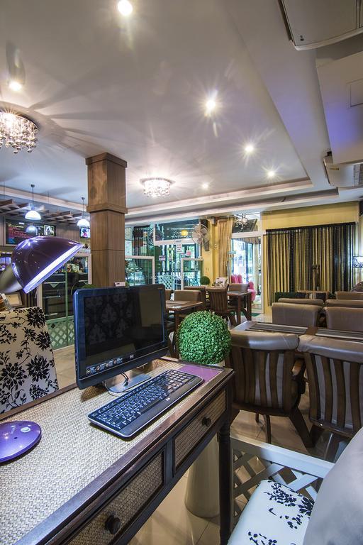 Oyo 146 Rivana Boutique By Sandara Pattaya Exterior foto