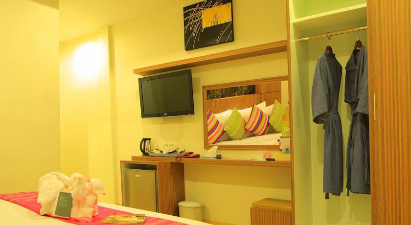 Oyo 146 Rivana Boutique By Sandara Pattaya Quarto foto